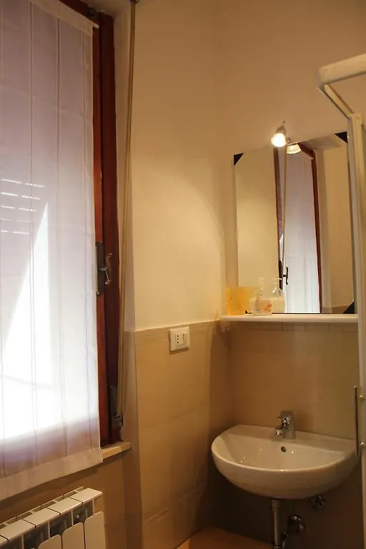 Apartment Appartamento Primula Rossa Levanto Italien